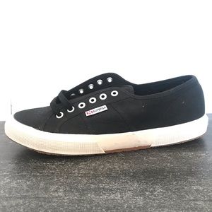 NEW Superga Black Classic Sneakers